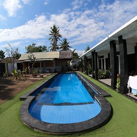 Hotel Mahapuri Gili Air Exterior foto