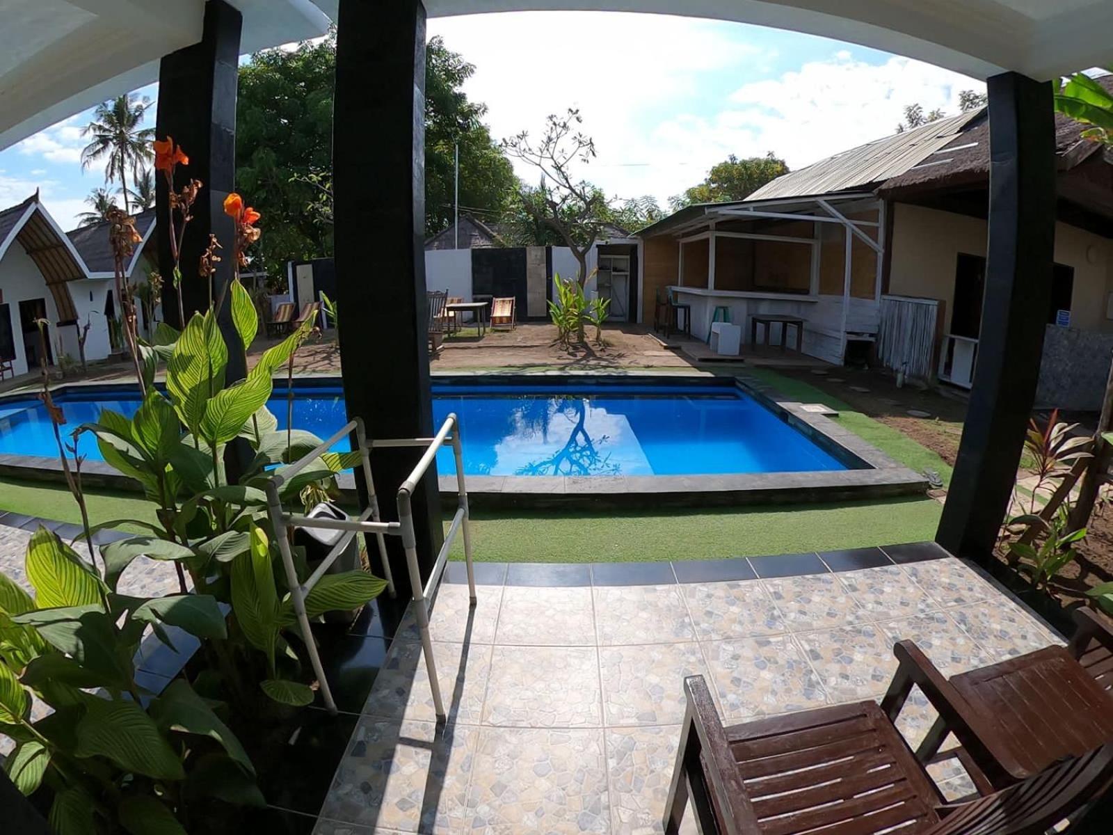 Hotel Mahapuri Gili Air Exterior foto