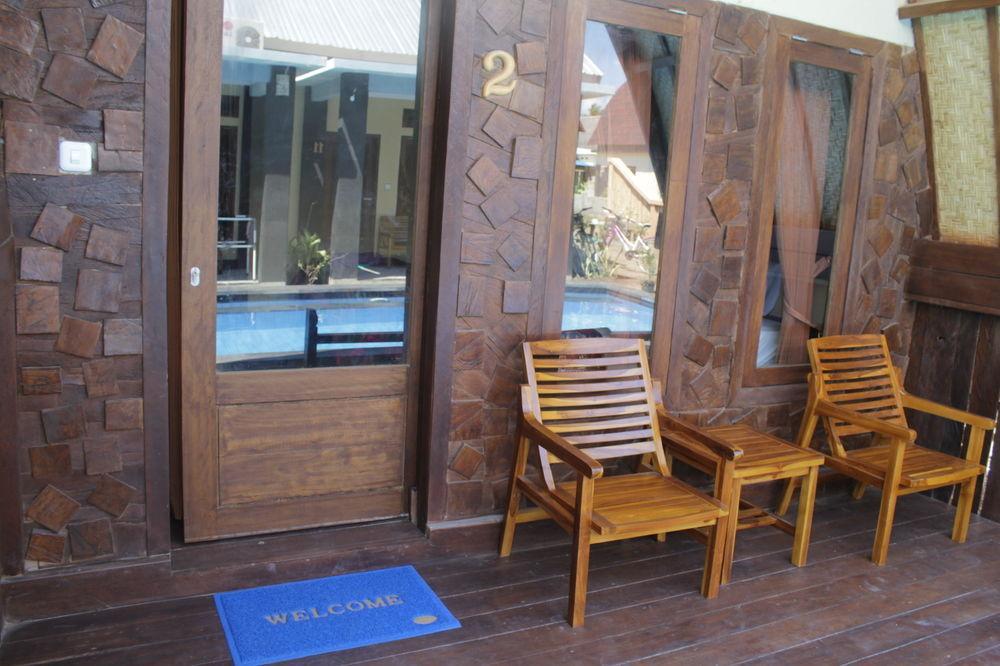 Hotel Mahapuri Gili Air Exterior foto